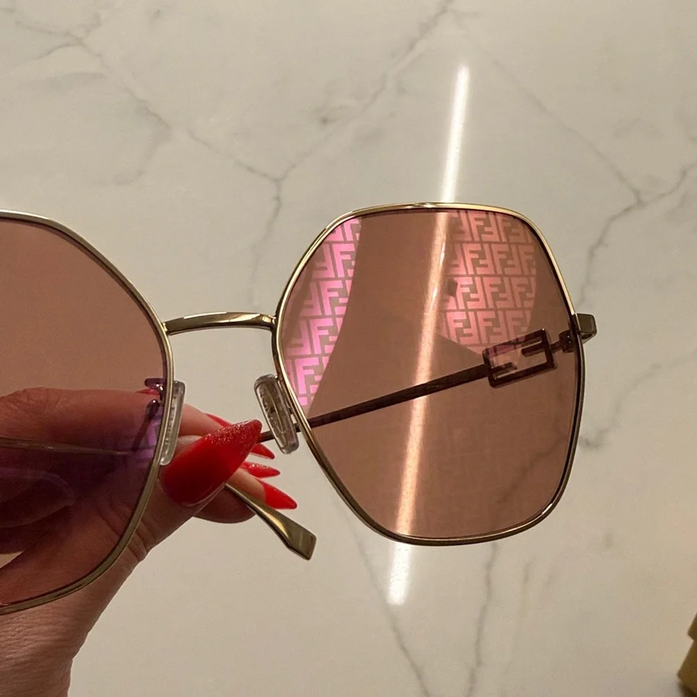 Fendi Sunglasses with Monogram Lenses - Picture 5 of 7